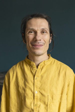 emmanuel-ferran-2020-684x1024-1